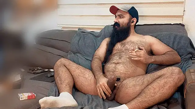 Snapshot of Barba_Negra_Fumador chatting on May 2026 06:10:02 AM Barba Negra Fumador online show from May 2026 06:10:02 AM