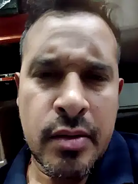 Ezehombre online show from March 2026 03:54:02 AM