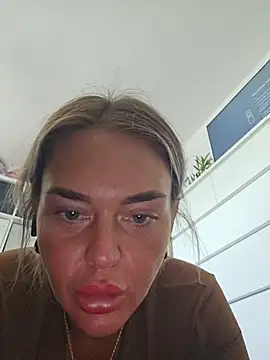 Snapshot of CarmenCapricorn chatting on March 2026 01:18:01 PM CarmenCapricorn online show from March 2026 01:18:01 PM