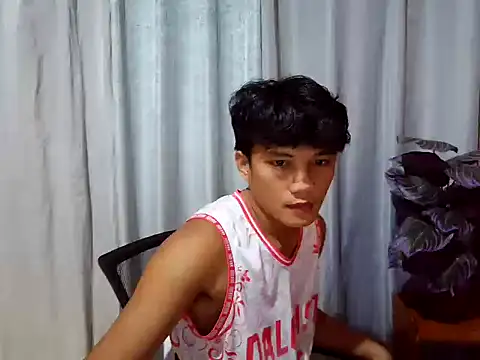 Snapshot of marksurelyhard chatting on May 2026 07:15:02 AM marksurelyhard online show from May 2026 07:15:02 AM