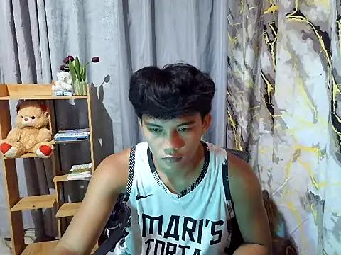 Snapshot of marksurelyhard chatting on July 2026 04:22:02 PM marksurelyhard online show from July 2026 04:22:02 PM