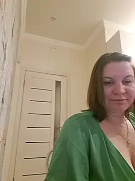 LaraHarper online show from April 2026 09:30:01 PM