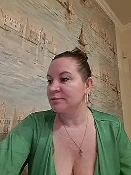 LaraHarper online show from April 2026 09:39:33 PM