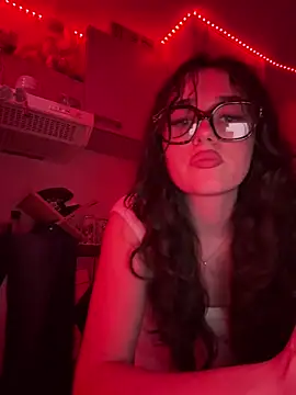 Claraaaaa06 online show from April 2026 06:13:02 PM