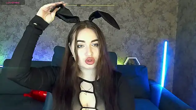 Snapshot of RapunzelAngel chatting on March 2026 06:54:01 AM RapunzelAngel online show from March 2026 06:54:01 AM