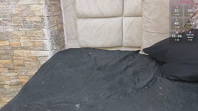 amarahanks11 online show from April 2026 07:45:01 AM