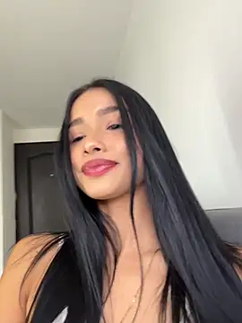 Snapshot of Bella_Smithe chatting on June 2026 05:02:02 PM Bella Smithe online show from June 2026 05:02:02 PM