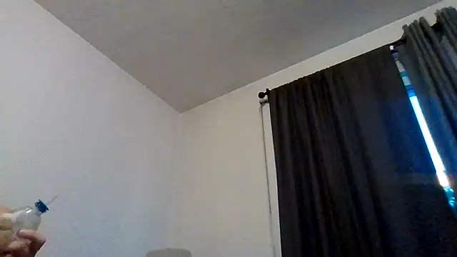 Snapshot of TallHungandCloudy69 chatting on March 2026 01:58:02 PM TallHungandCloudy69 online show from March 2026 01:58:02 PM