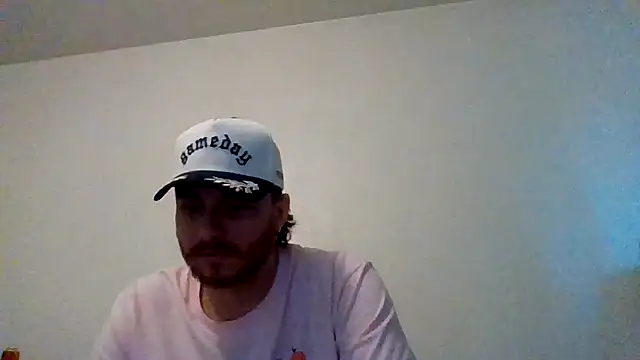 Snapshot of TallHungandCloudy69 chatting on April 2026 01:50:02 AM TallHungandCloudy69 online show from April 2026 01:50:02 AM