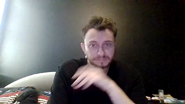 Snapshot of TallHungandCloudy69 chatting on May 2026 03:19:02 PM TallHungandCloudy69 online show from May 2026 03:19:02 PM