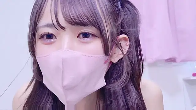 Snapshot of EMIRI_0426 chatting on March 2026 04:38:02 AM EMIRI 0426 online show from March 2026 04:38:02 AM