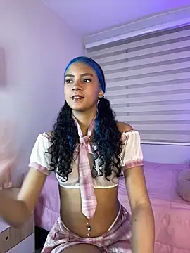 Franchezcaa  online show from May 2026 05:21:02 PM
