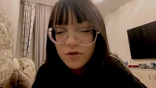 LoidaTrytten online show from March 2026 06:26:02 PM