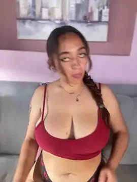 Im Luuu online show from April 2026 01:20:02 PM