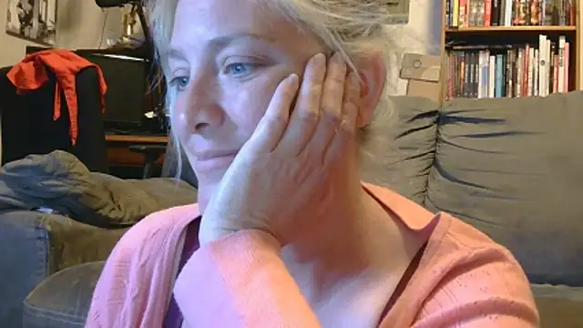 MistyMountains96 online show from June 2026 03:41:01 AM