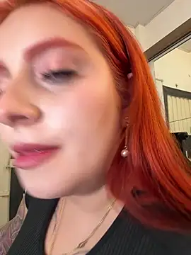 Emma Q0 online show from April 2026 01:14:02 AM