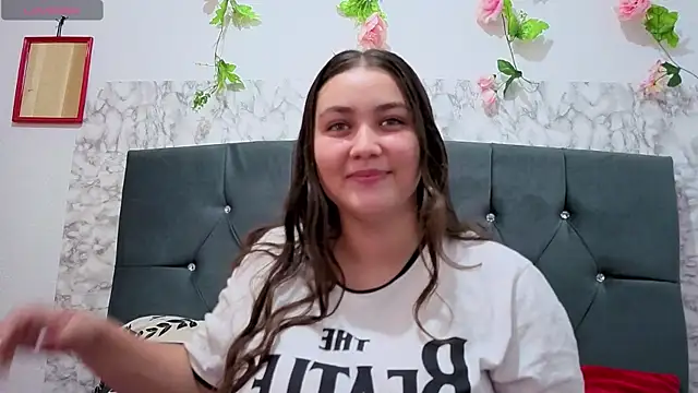 Snapshot of Mikaellaginx chatting on March 2026 06:48:01 PM Mikaellaginx online show from March 2026 06:48:01 PM