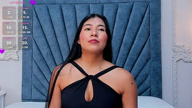 Leandra-Johnson online show from April 2026 01:55:02 PM