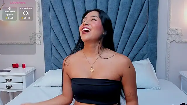 Leandra-Johnson online show from April 2026 01:31:02 PM