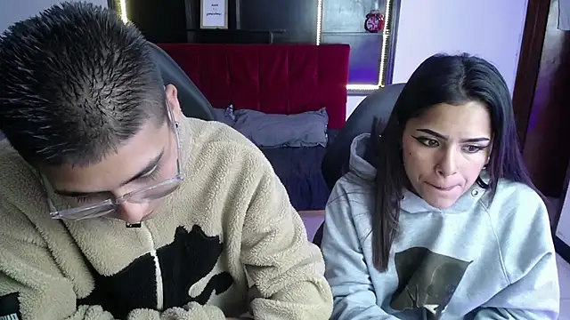  chloe 1 online show from April 2026 03:34:01 AM