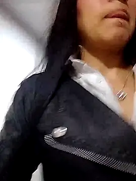 jaade doll online show from March 2026 01:05:02 PM