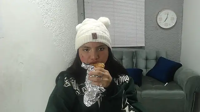 Snapshot of kimmyfuckass chatting on April 2026 12:19:02 PM kimmyfuckass online show from April 2026 12:19:02 PM