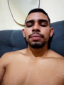 Snapshot of hugoafricano chatting on March 2026 03:27:02 PM hugoafricano online show from March 2026 03:27:02 PM