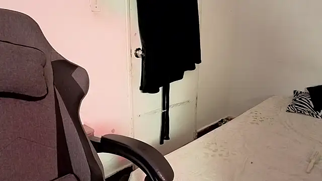 kcleiton online show from April 2026 06:09:01 AM