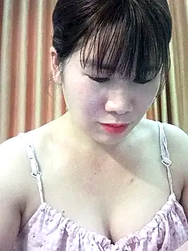 Snapshot of Bondgirl_9 chatting on May 2026 07:38:02 AM Bondgirl 9 online show from May 2026 07:38:02 AM