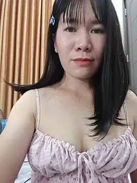 Bondgirl 9 online show from July 2026 04:32:02 PM