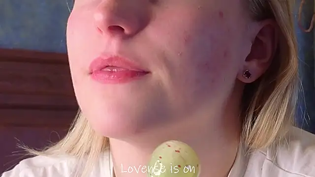 Snapshot of CatarinaGulla chatting on April 2026 02:30:01 PM CatarinaGulla online show from April 2026 02:30:01 PM