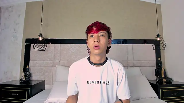 ChritianDowney online show from March 2026 03:33:01 AM