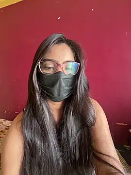 Snapshot of nikki_catz chatting on April 2026 04:43:02 AM nikki catz online show from April 2026 04:43:02 AM