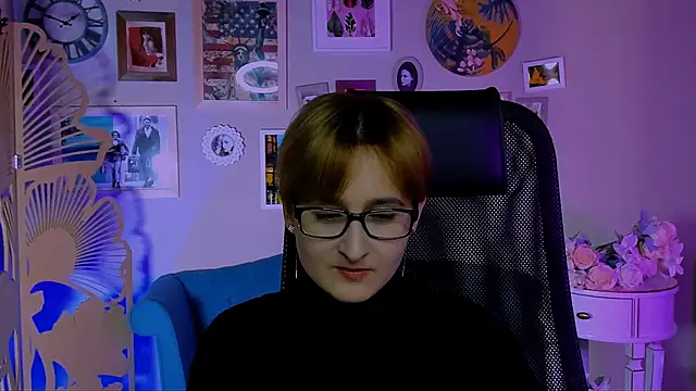 LixeLuna online show from March 2026 06:27:02 AM