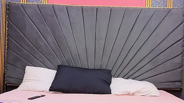 Kaely-Hot- online show from March 2026 02:22:02 PM