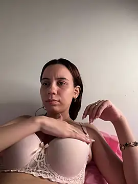 Snapshot of Nicole_Cute04 chatting on May 2026 03:57:02 AM Nicole Cute04 online show from May 2026 03:57:02 AM