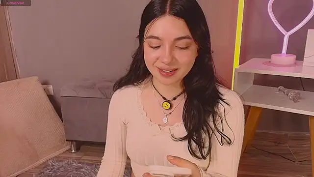 Im Elaris online show from April 2026 02:42:01 PM