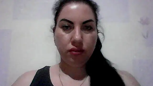 Snapshot of MolliWalton chatting on March 2026 07:20:02 PM MolliWalton online show from March 2026 07:20:02 PM