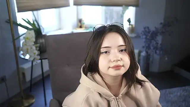 StaciaRahib online show from March 2026 11:18:01 AM