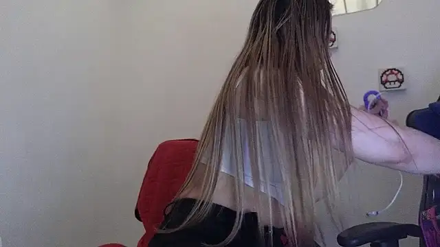 Caroline hernandes online show from March 2026 12:53:02 PM