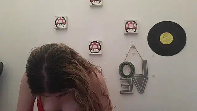 Caroline hernandes online show from April 2026 12:50:01 PM