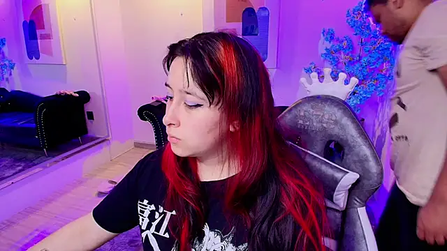 TarlyWho online show from April 2026 11:22:02 AM