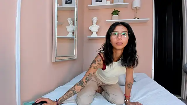 Kat 44 online show from April 2026 06:30:02 PM