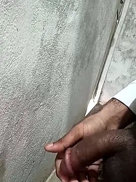 Snapshot of rockmen04 chatting on March 2026 06:31:02 AM rockmen04 online show from March 2026 06:31:02 AM