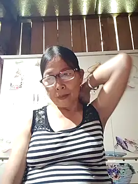 Snapshot of Sky-rain98 chatting on May 2026 01:56:02 AM Sky-rain98 online show from May 2026 01:56:02 AM