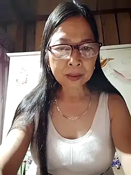 Snapshot of Sky-rain98 chatting on June 2026 07:11:01 PM Sky-rain98 online show from June 2026 07:11:01 PM