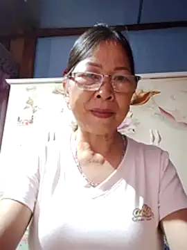 Snapshot of Sky-rain98 chatting on July 2026 07:50:01 PM Sky-rain98 online show from July 2026 07:50:01 PM