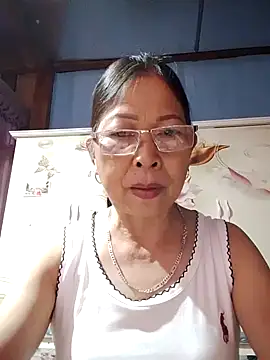 Snapshot of Sky-rain98 chatting on July 2026 05:33:02 PM Sky-rain98 online show from July 2026 05:33:02 PM