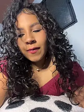 AmeliaAndersson online show from May 2026 07:28:02 AM