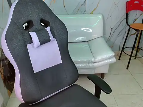 taylor bigdick18 online show from March 2026 02:45:02 AM